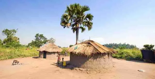 Uganda - What to see Karamojong community