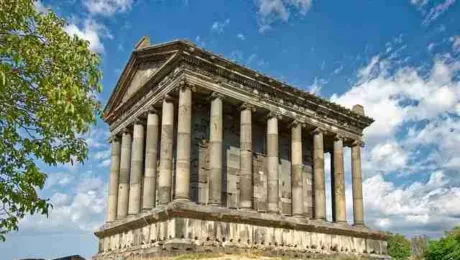 Armenia – places to see – Garni Armenia - places to see - Garni