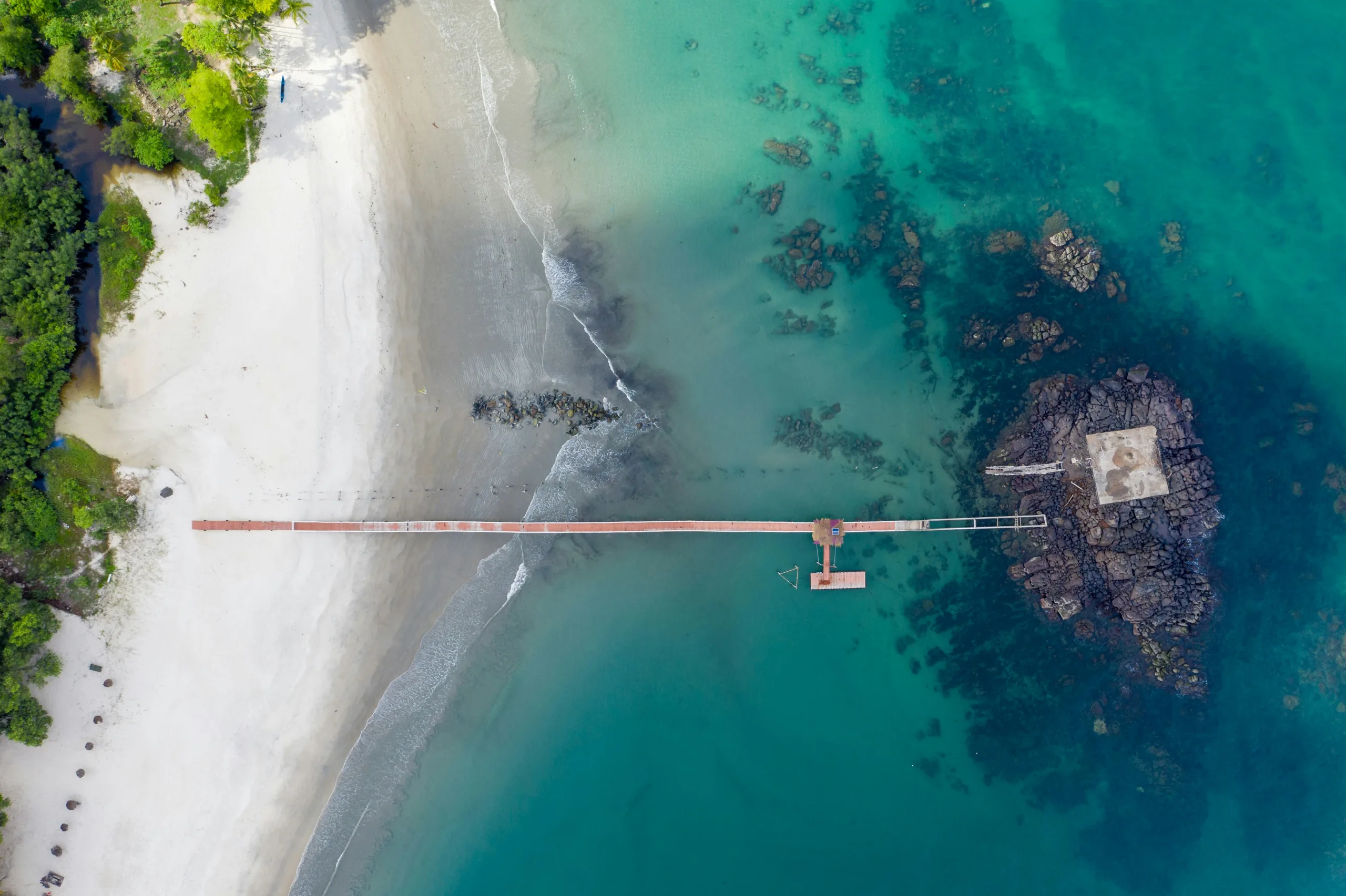 Sierra Leone - Places to see - Tokeh beach