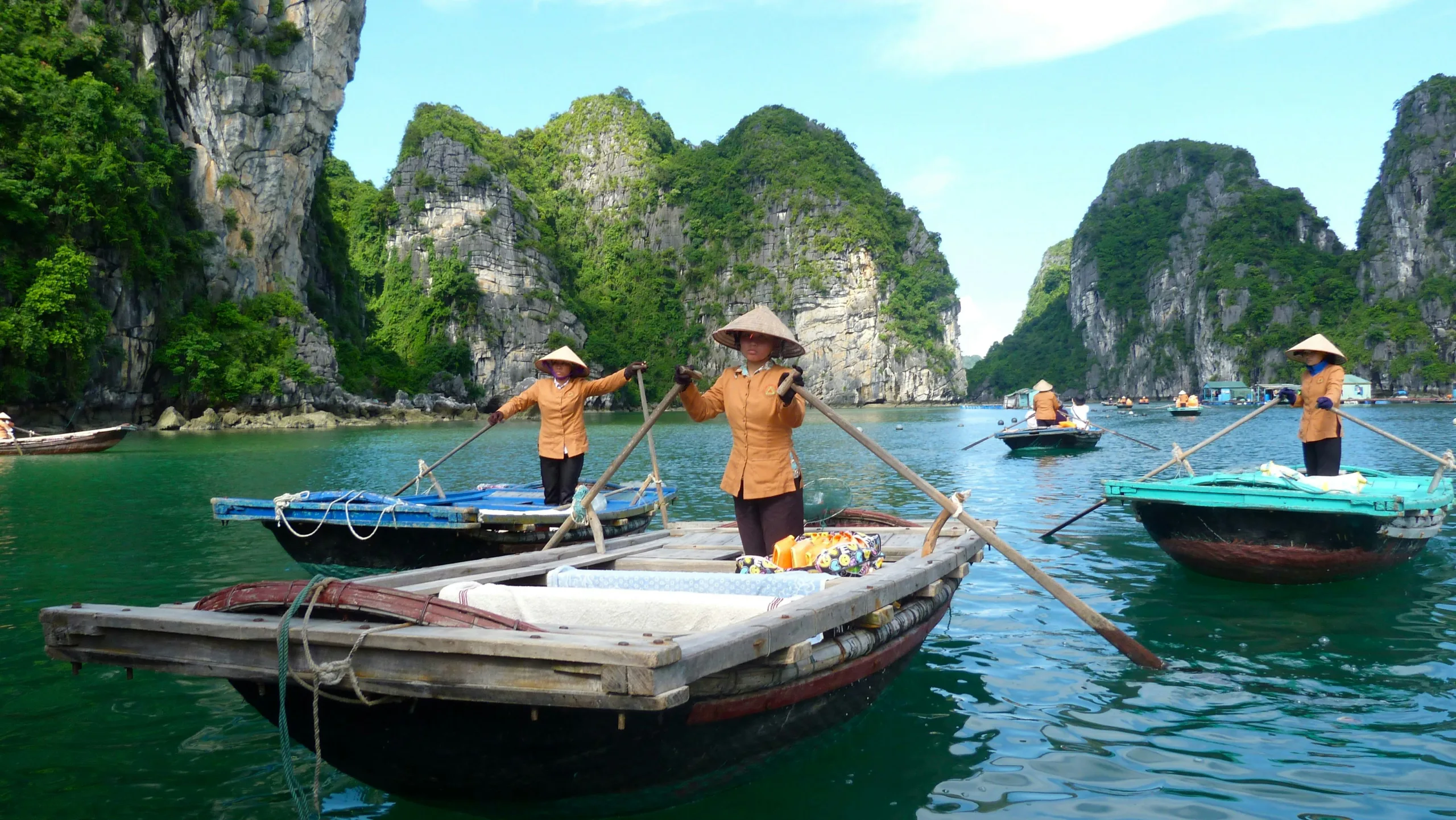 Vietnam - Places to see in Vietnam - Halong Bay