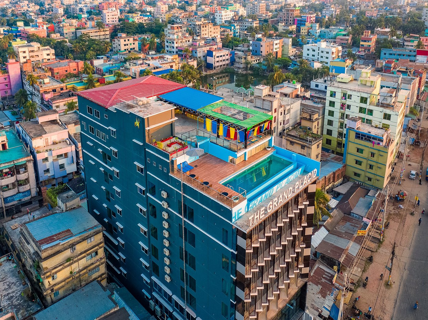 Grand Placid Hotel in Khuna